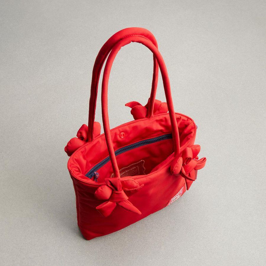 Bolso Tote COACH Topia Loop Small Tote In Recycled Polyester With Heart Appliqué Mujer Rojos | YECK-46581