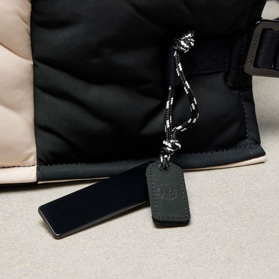 Bolso Tote COACH Topia Loop Tote In Recycled Polyester With Checkerboard Quilting Mujer Negros | AMGF-82543